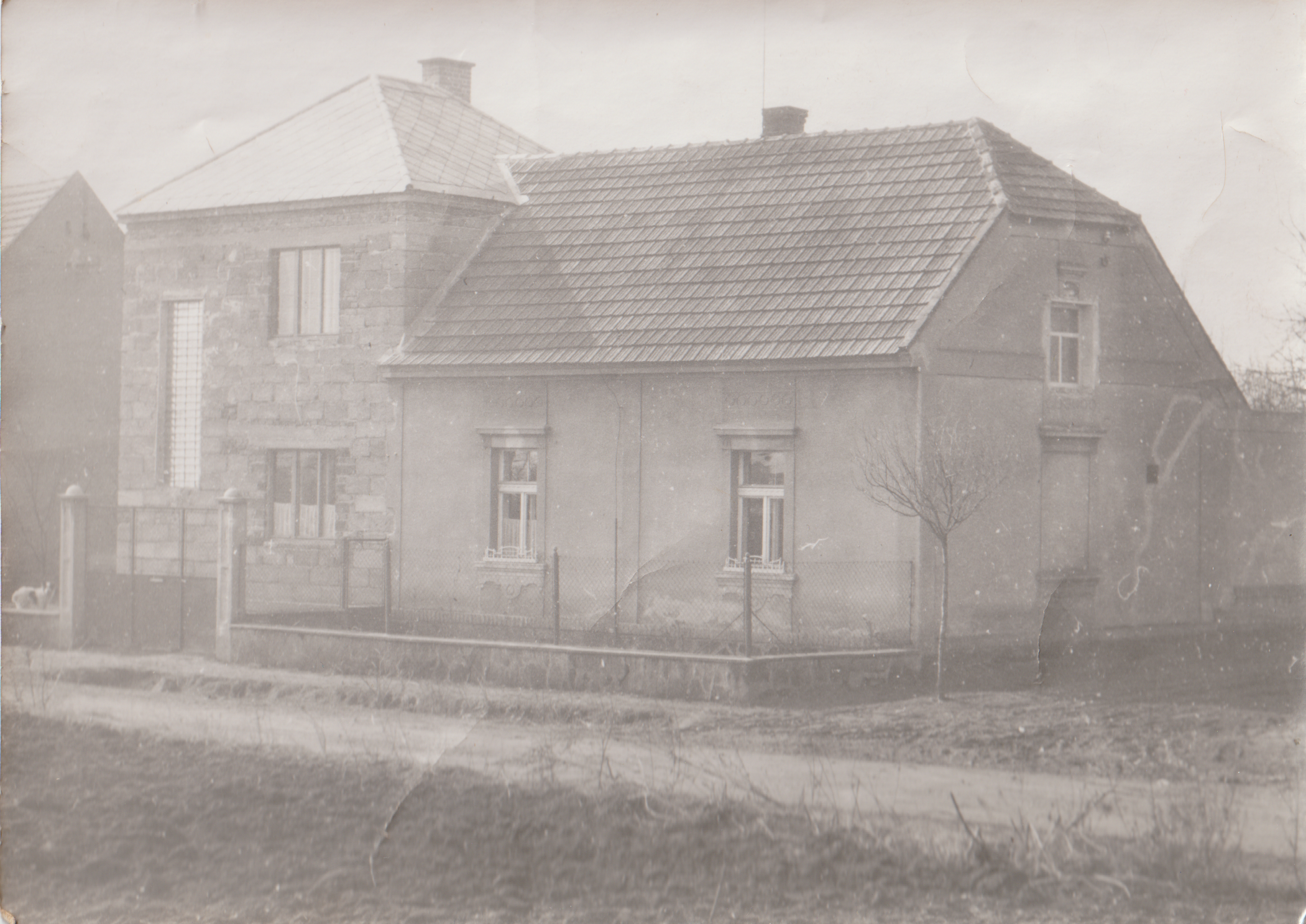 Přezletice Veleňská 169