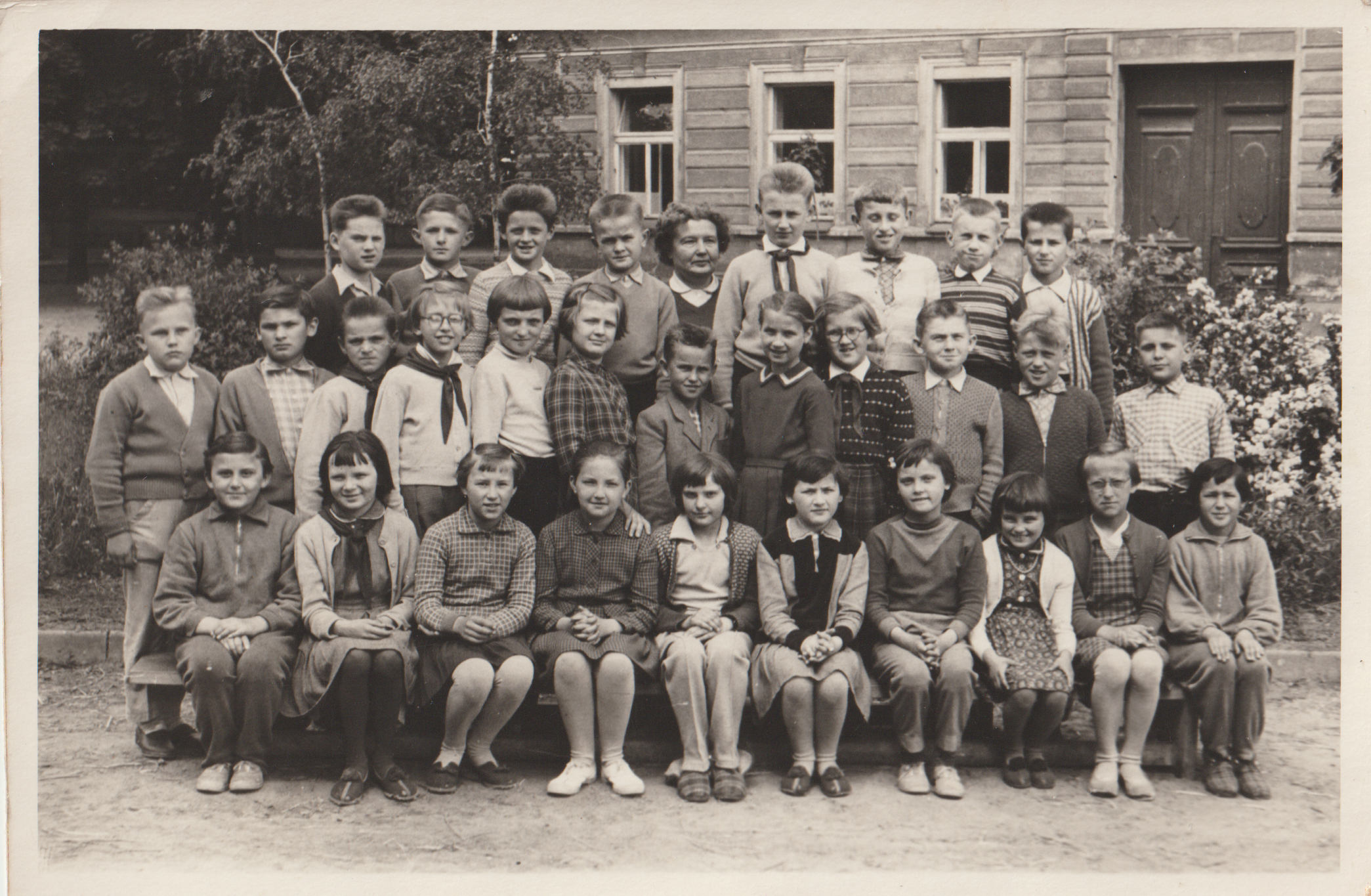 35_skola_Miroslav_Bartak